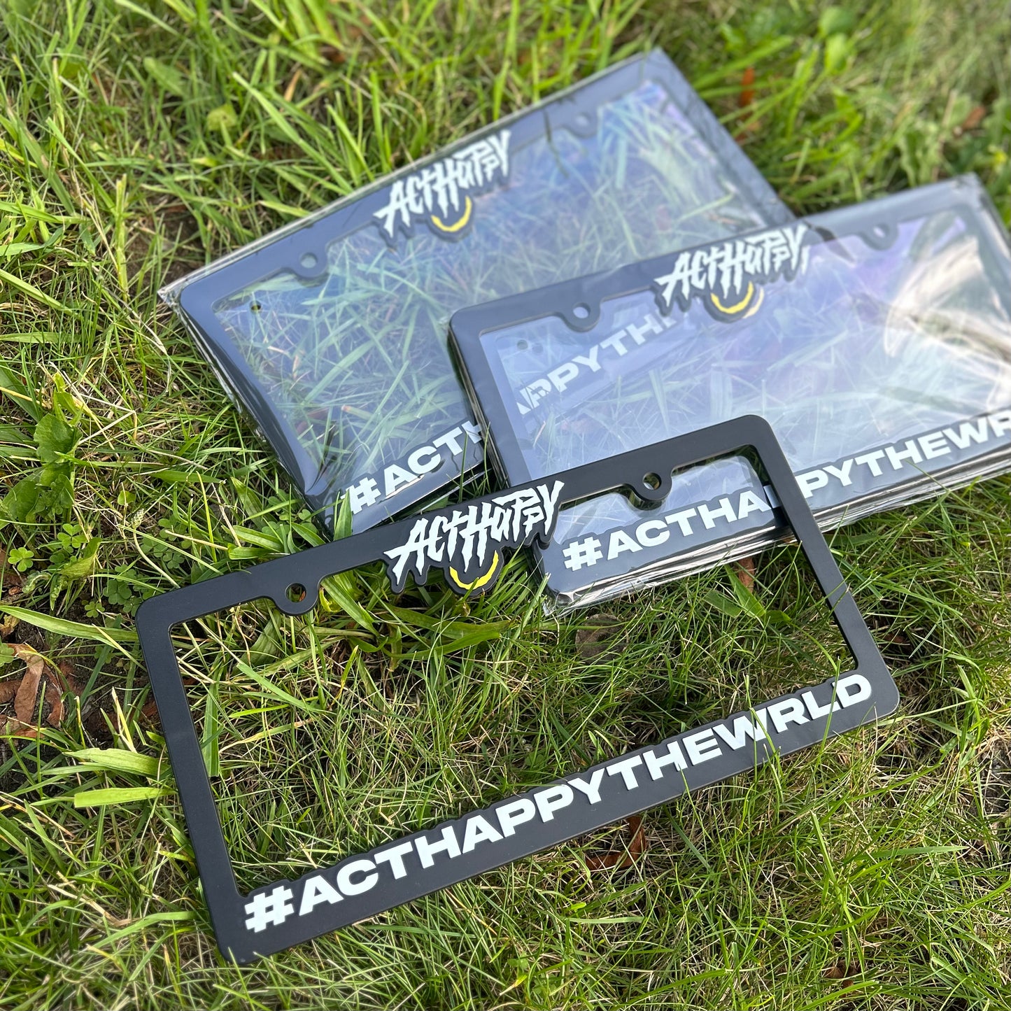 ActHappyTheWrld License Plate Frame